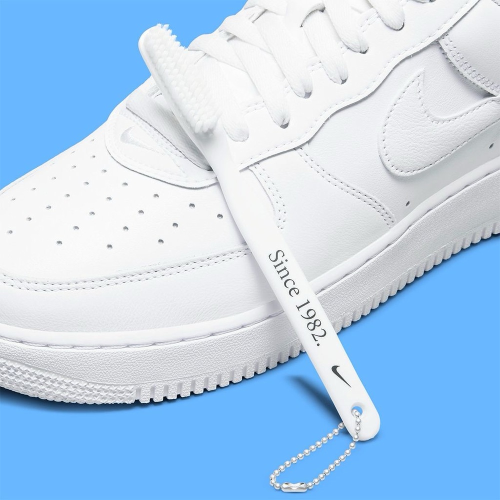 NIKE AIR FORCE 1 COLOR OF THE MONTH SINCE 1982 LEATHER BRUSH TOOTHBRUSH WHITE